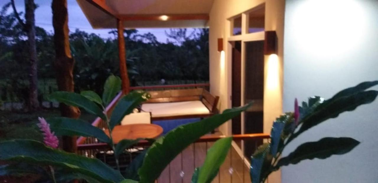 Tropical Suites & Villas La Fortuna ภายนอก รูปภาพ