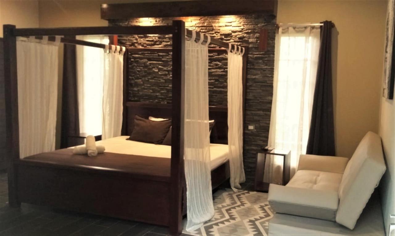 Tropical Suites & Villas La Fortuna ภายนอก รูปภาพ